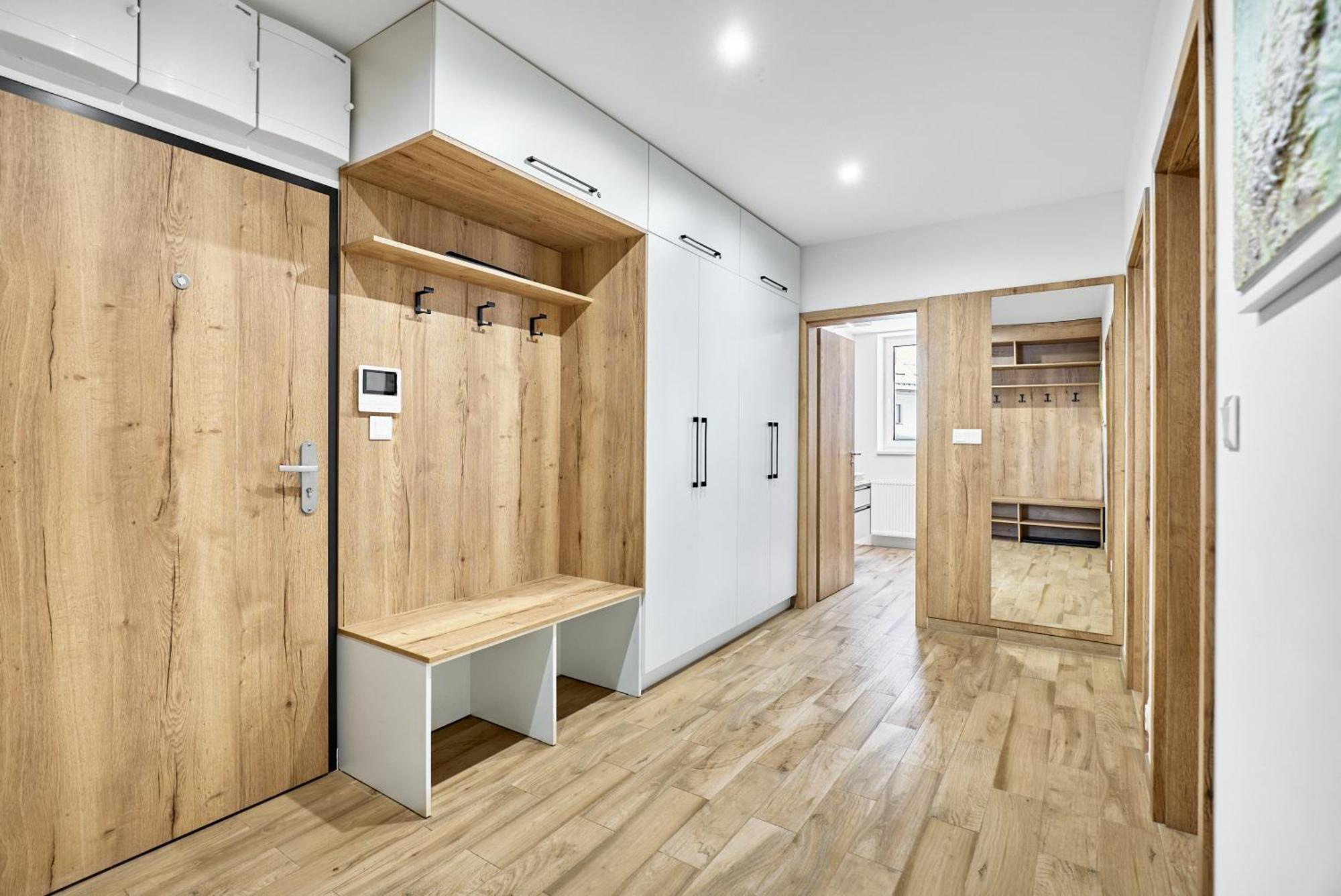 C L E A N O V E C By Mountain Ways Apartment โลชนา โปด กลิโนฟเซม ภายนอก รูปภาพ